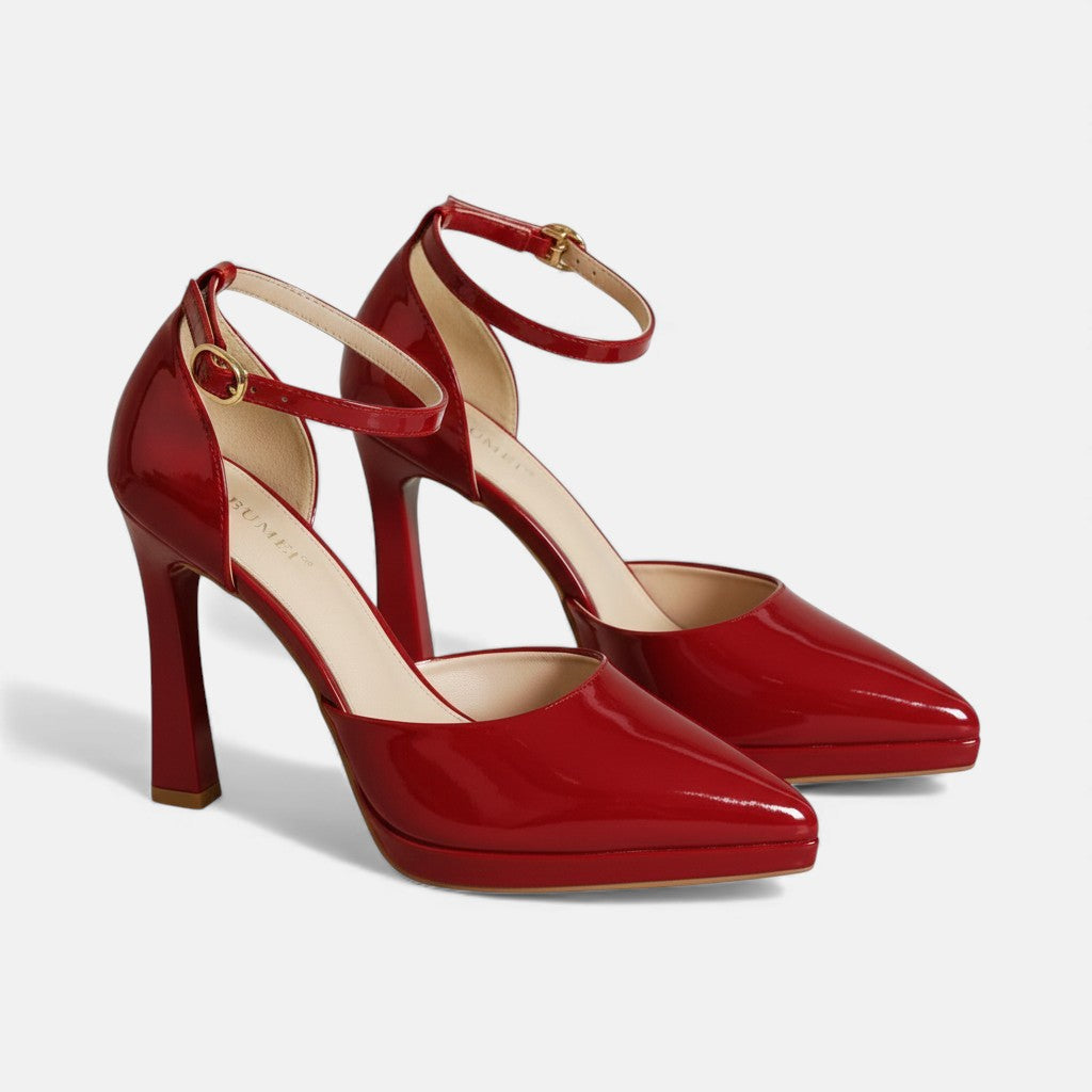 FOOTWEAR